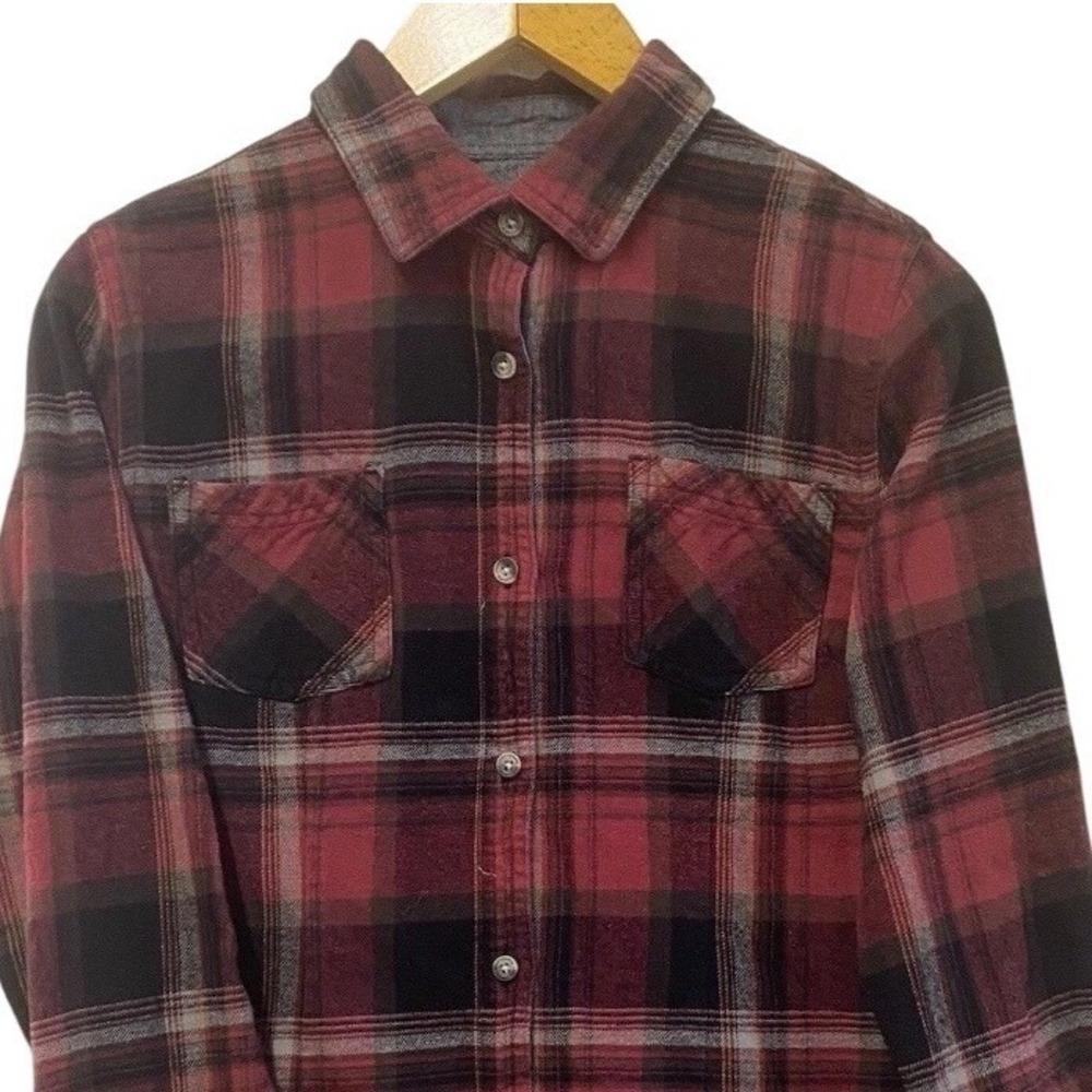 Legendary Whitetails Flannel Shirt Mens Med‎ Red Black Plaid Button Down Cotton